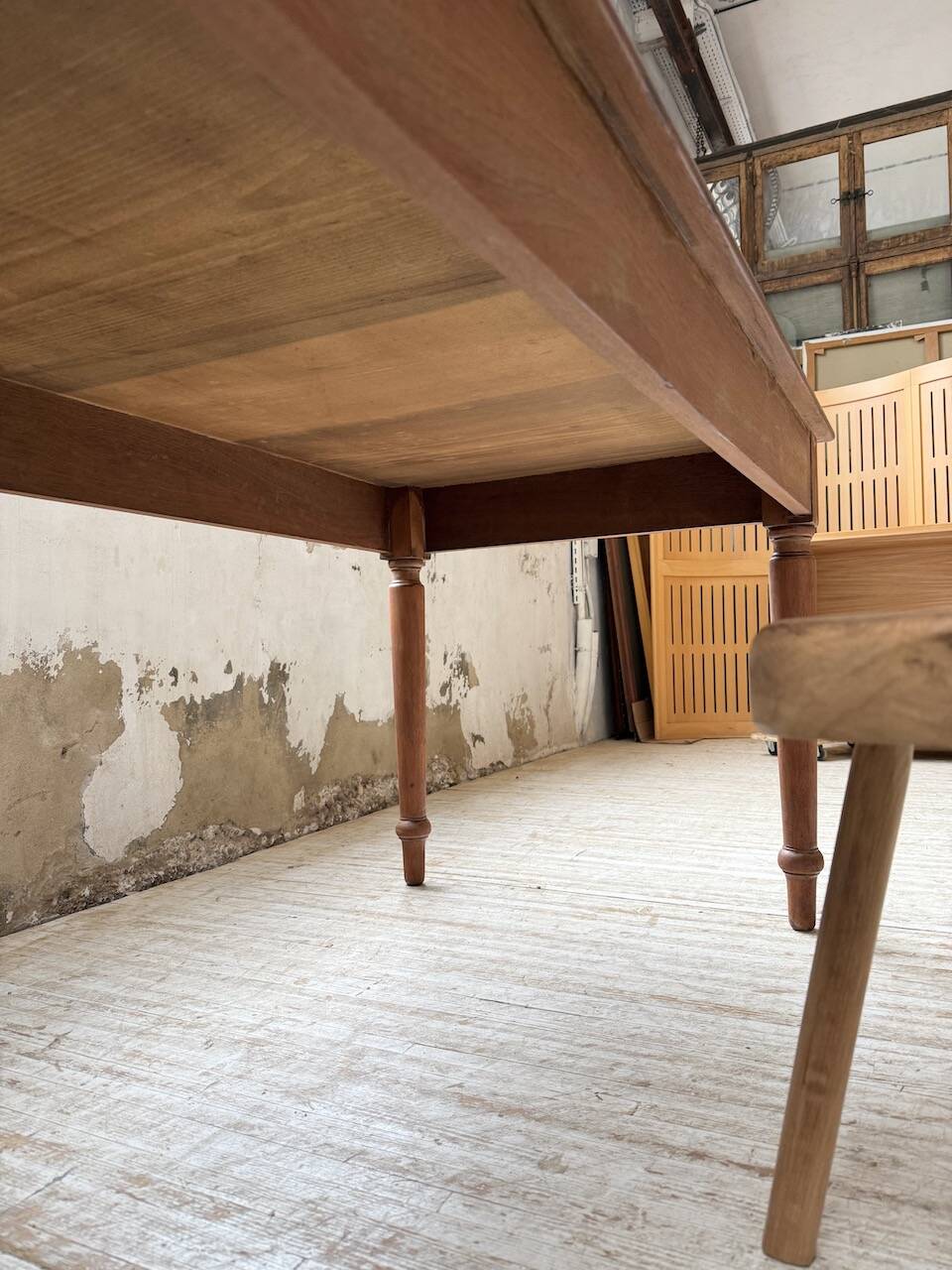 Turned leg cherry table 160cm