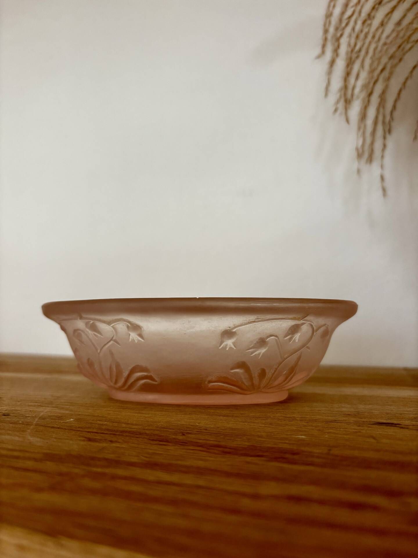 Art Deco soap dish, moulded glass, pink lilies of the valley.