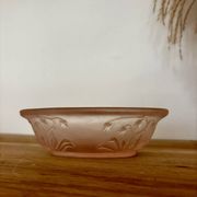 Porte savon art déco verre moulé rose muguets