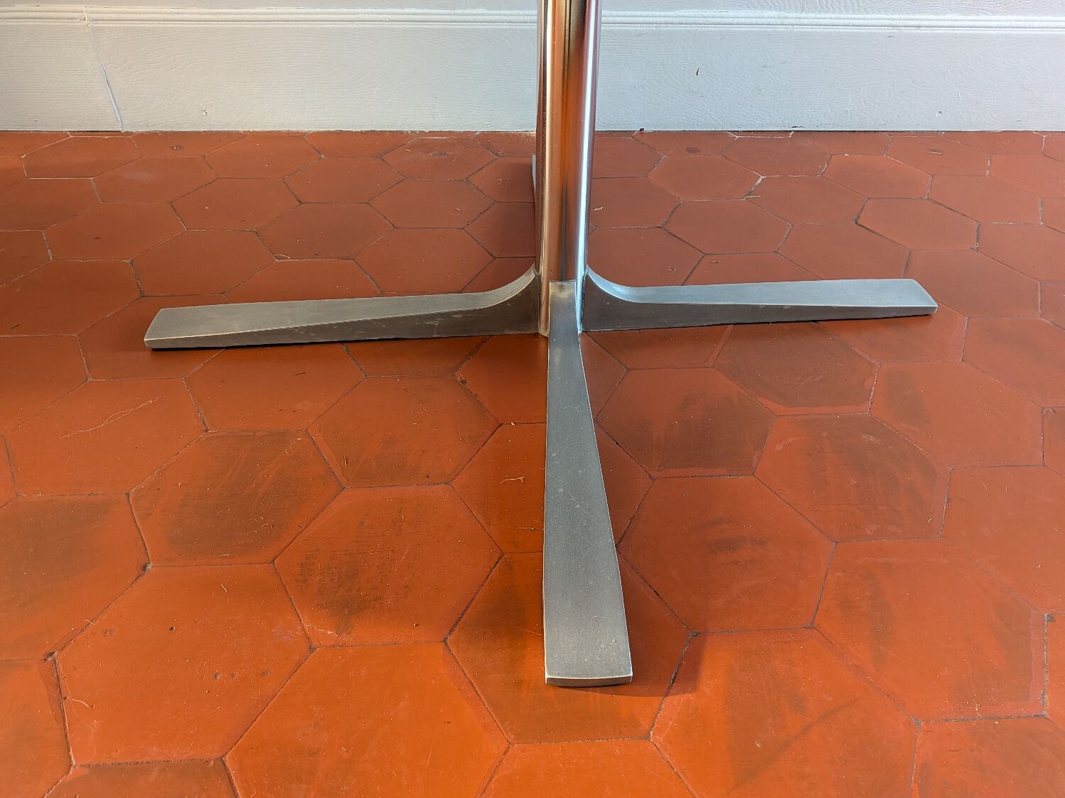 1970s extendable dining table