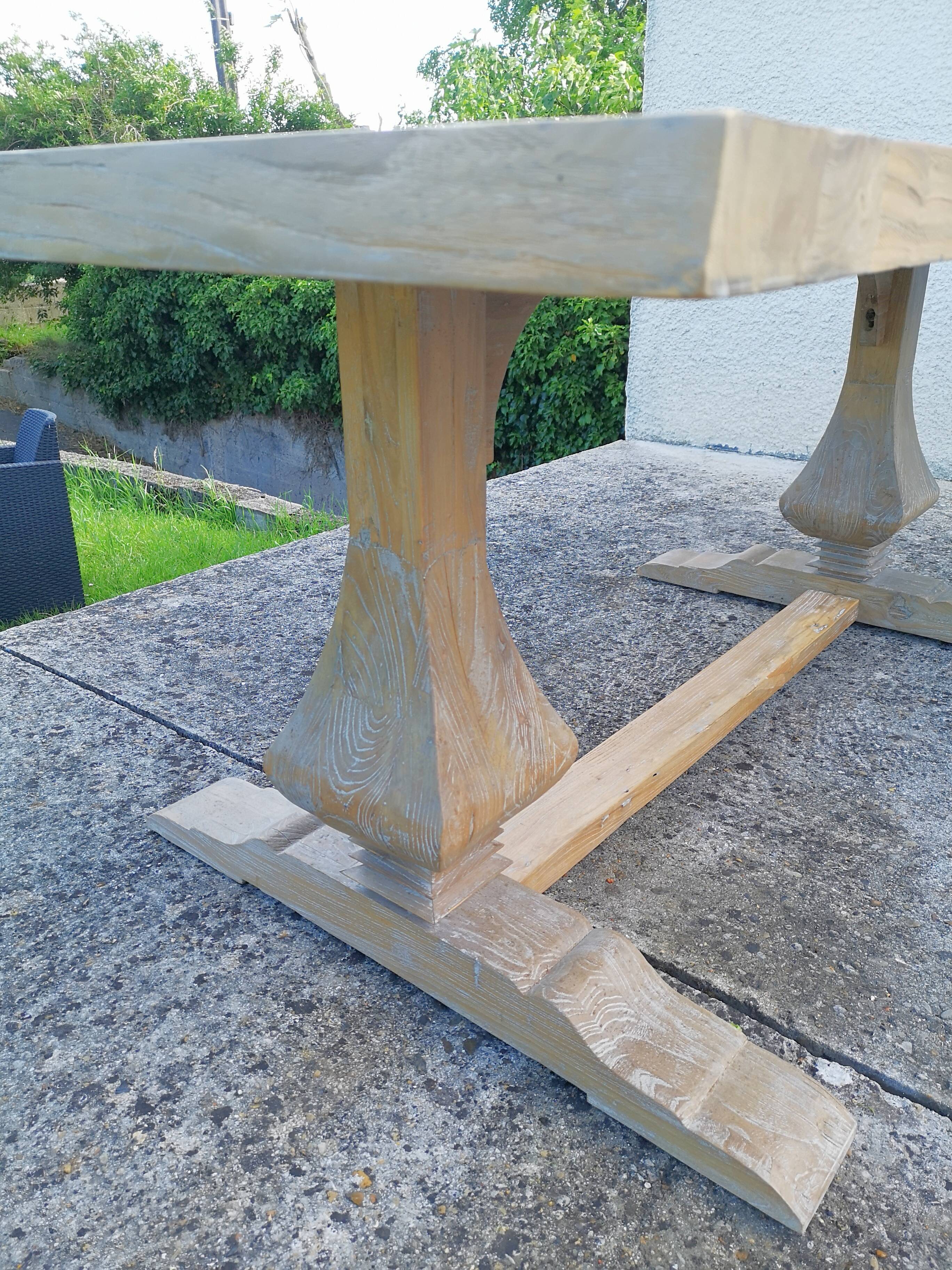 Dining table style solid oak monastery
