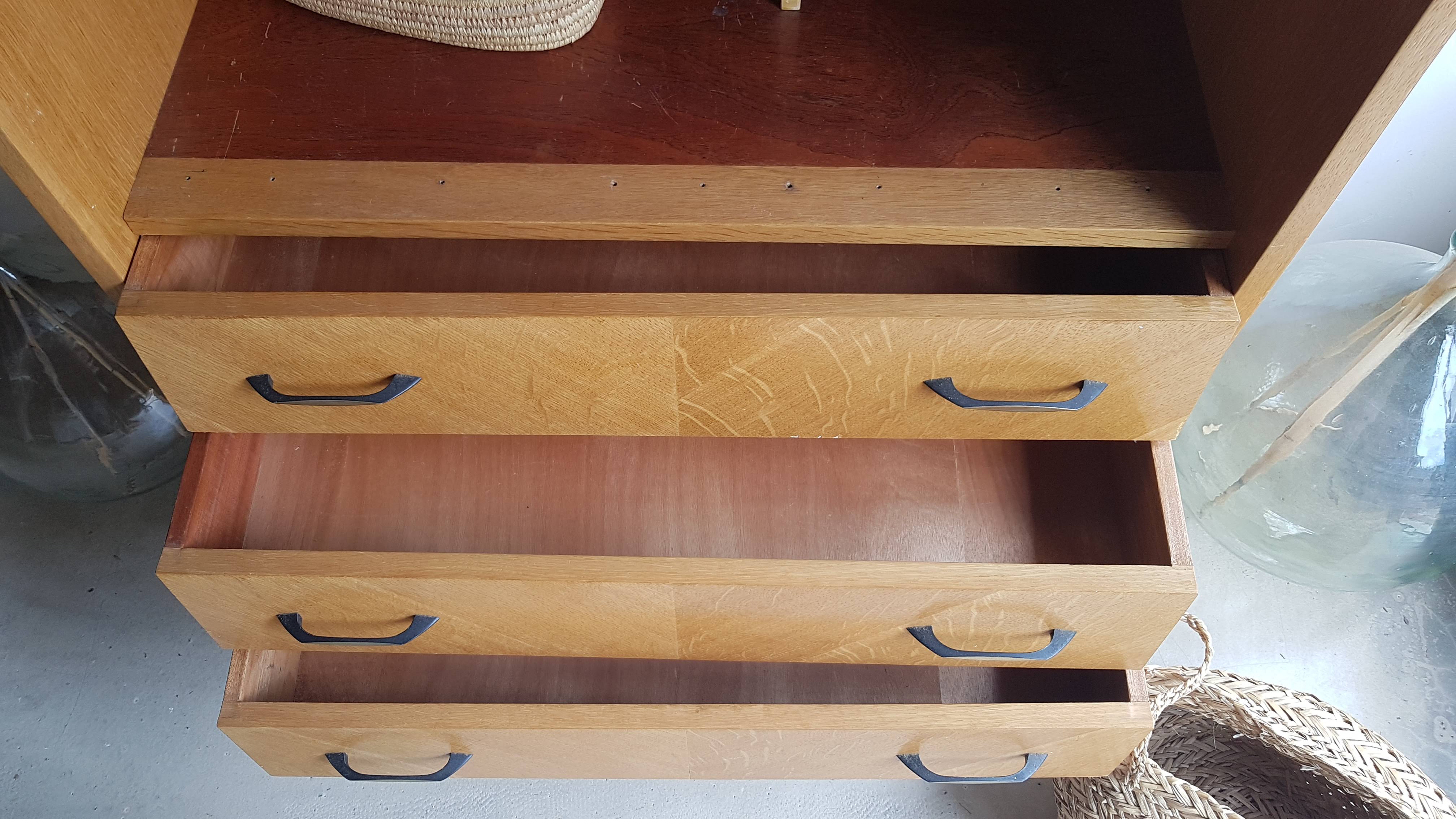 Bookcase feet compass 60