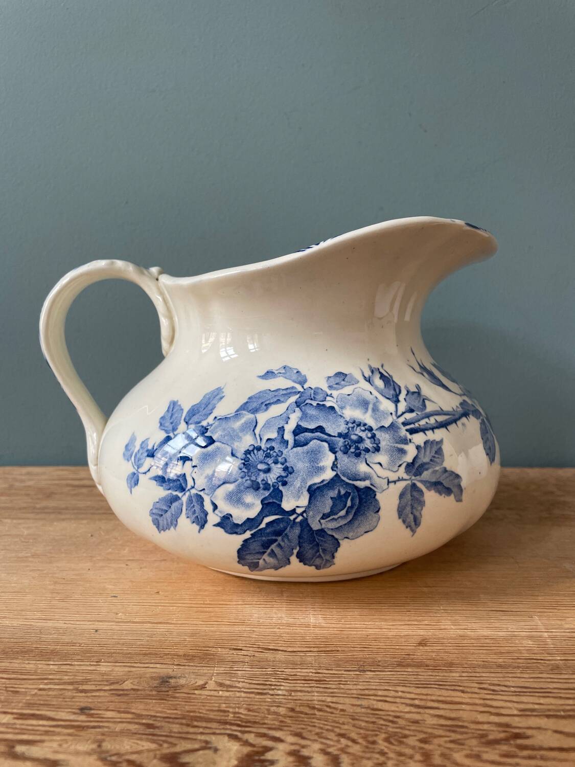 Terre de Fer pitcher 1900, Debray establishments