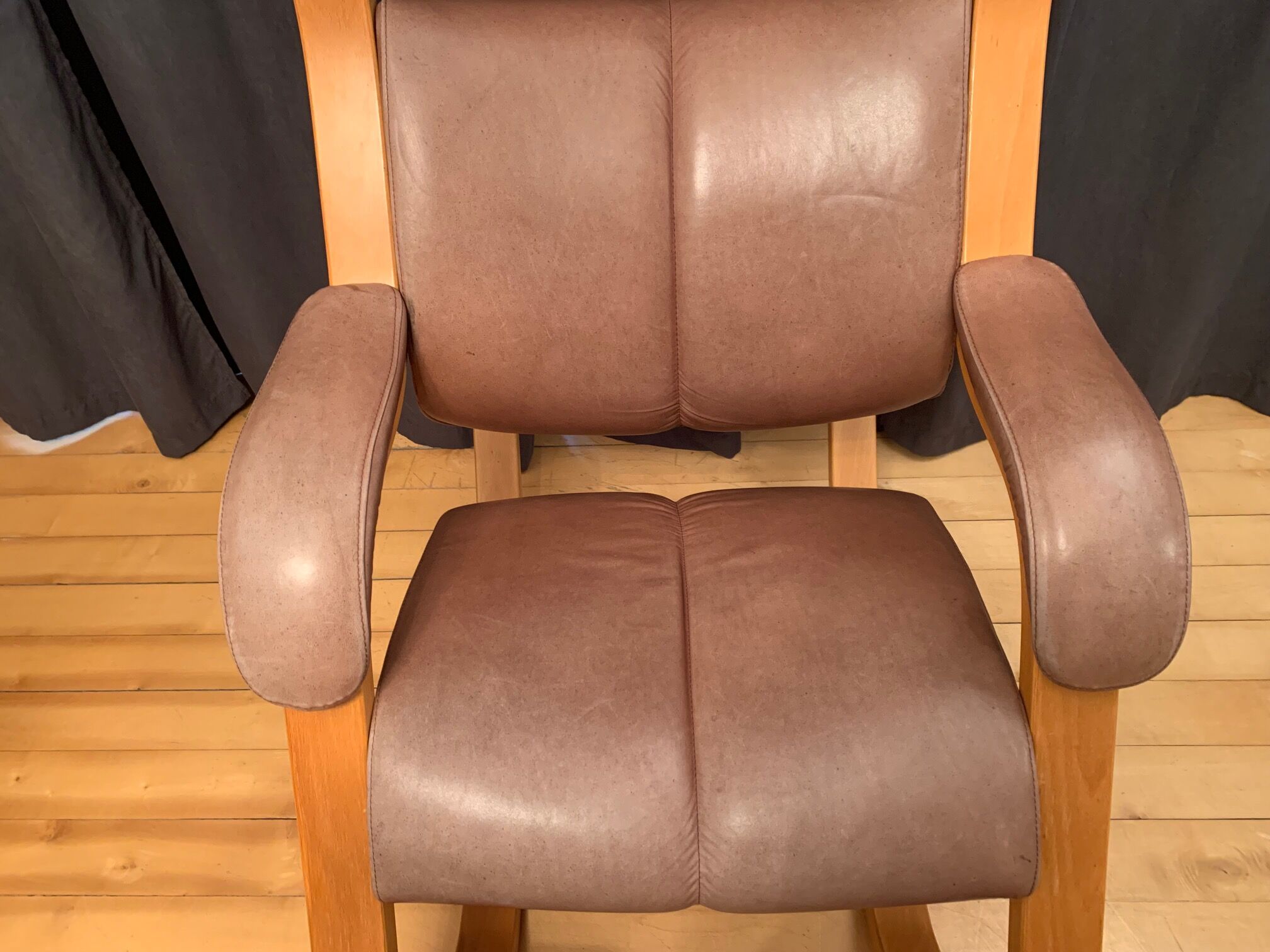Armchair, project Peter Opsvik, Stokke Gravity Balance, lazy 80.