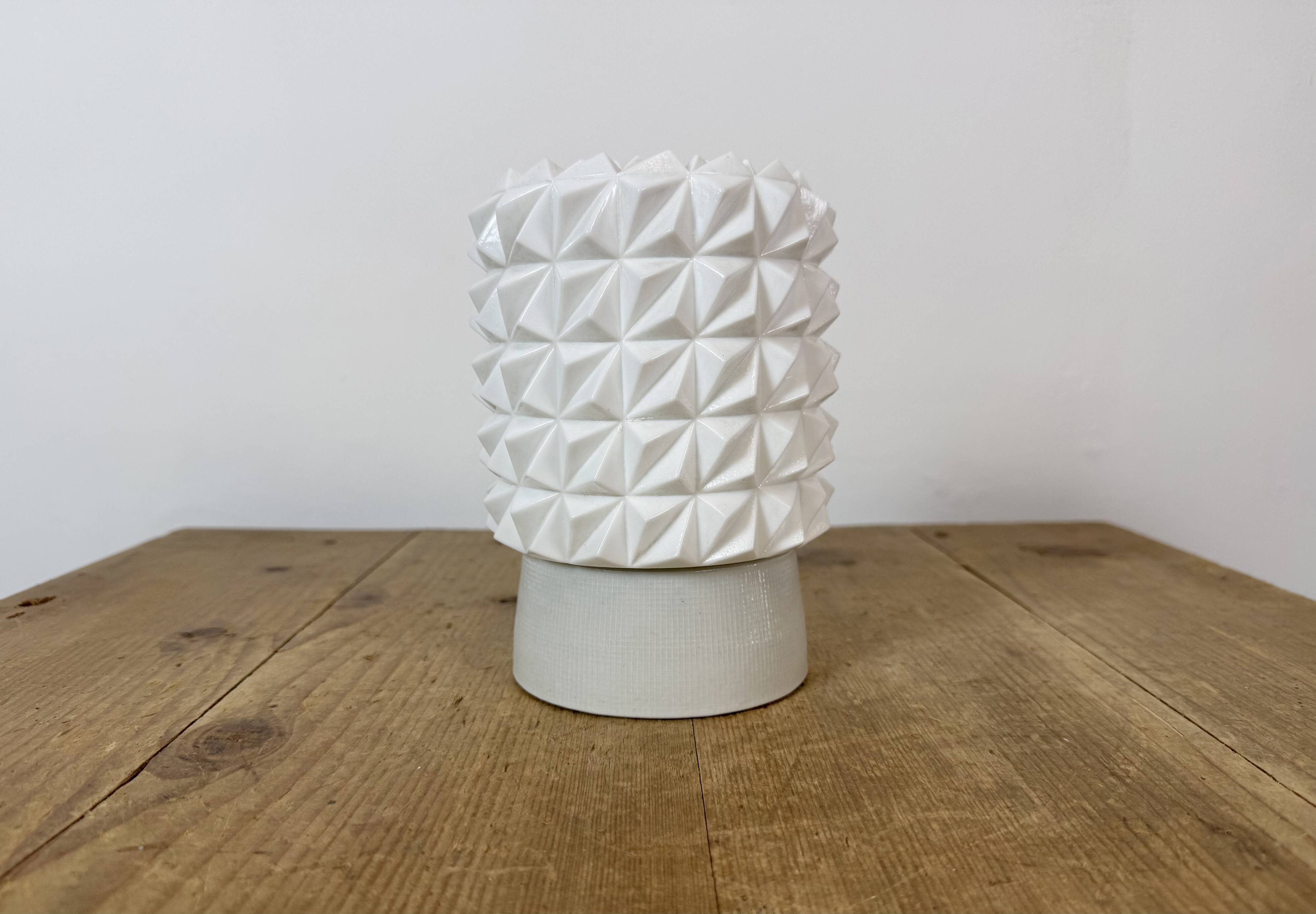 Lustre en porcelaine blanche vintage, années 1970