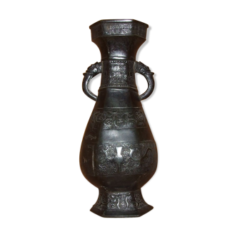 Bronze vase Ming China XV/17th