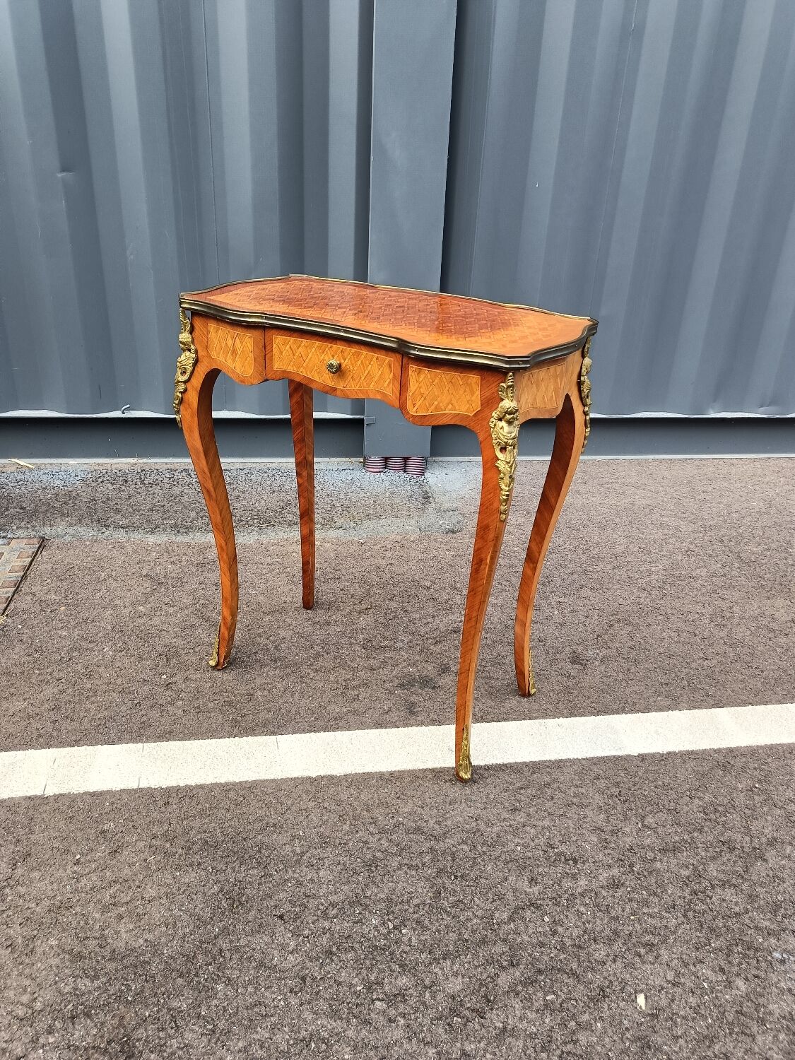 Table marqueterie ancienne style Louis XV