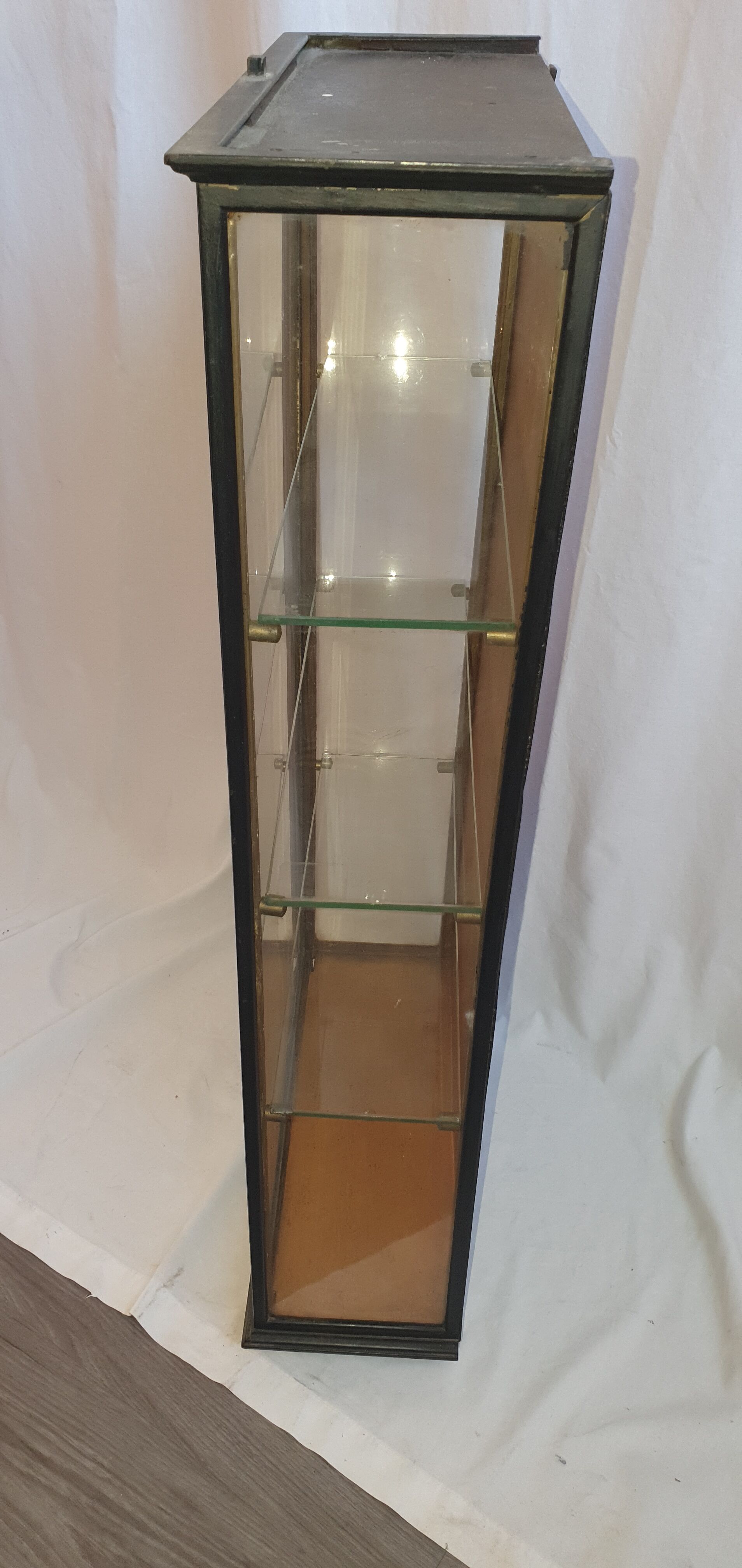 Napoleon III black metal showcase