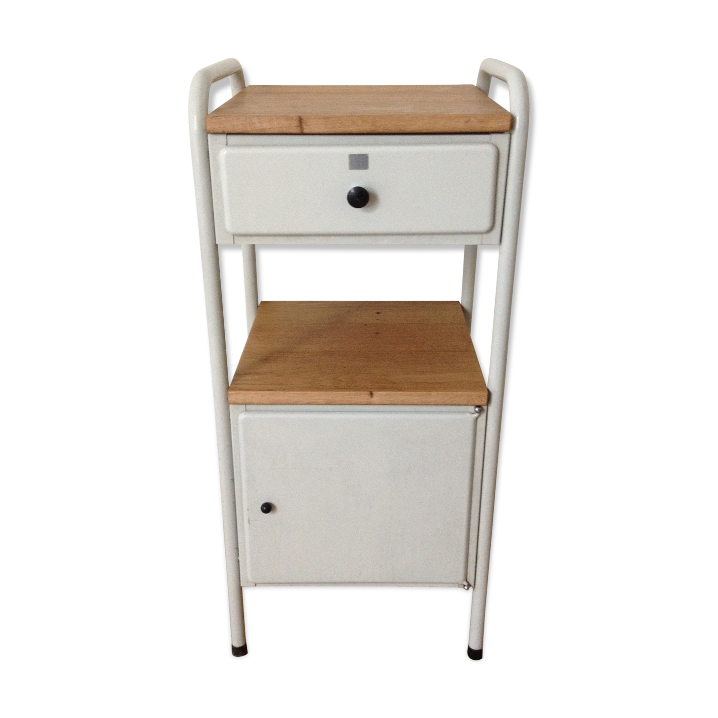 Meuble d'appoint industriel
