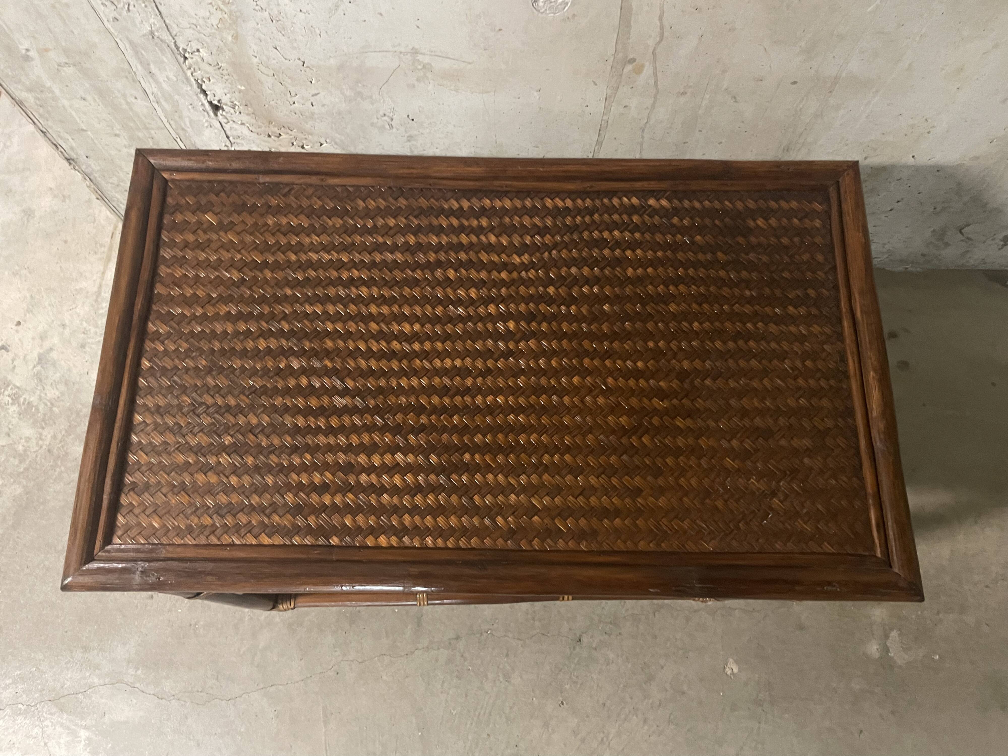 Table basse en rotin, années 70