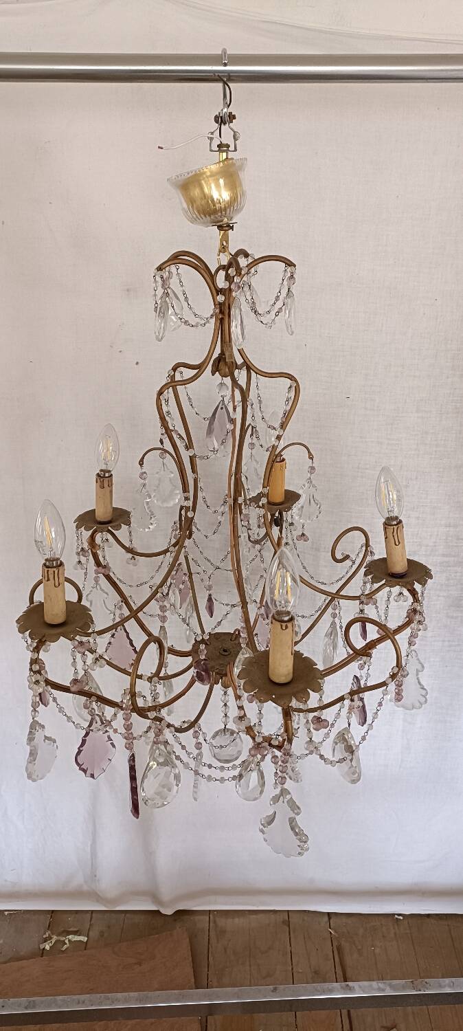 Chandelier with colored tassels