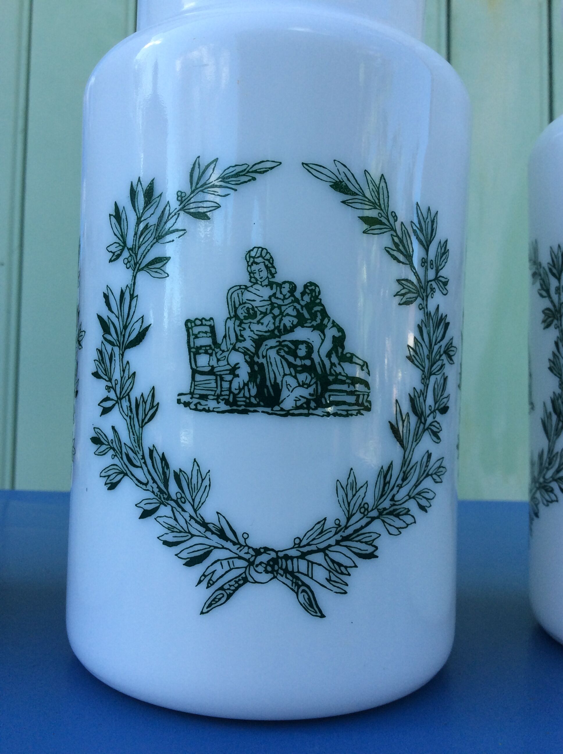 Lot of 3 pots of apothecary