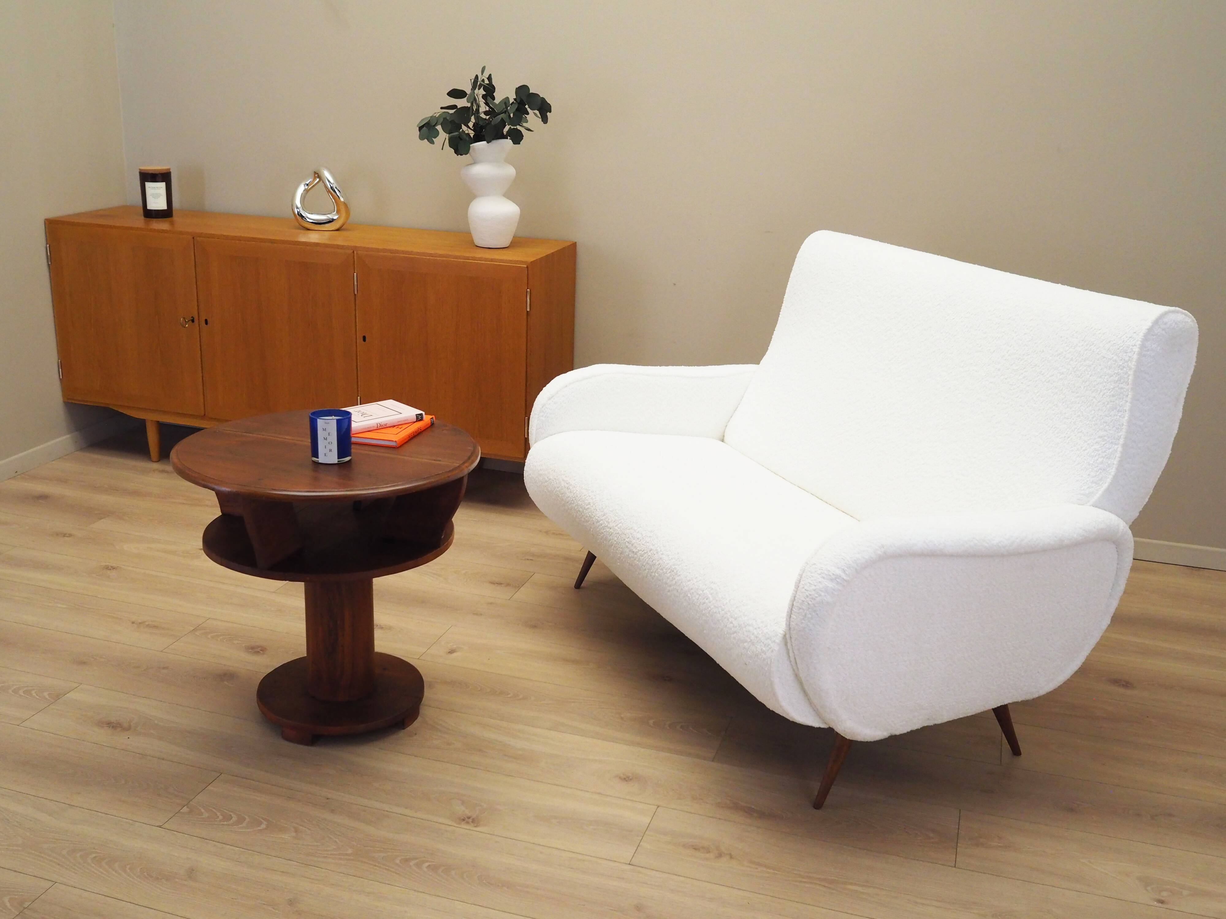 Buffet en frêne, design danois, années 1970, designer : Carlo Jensen, production : Hu