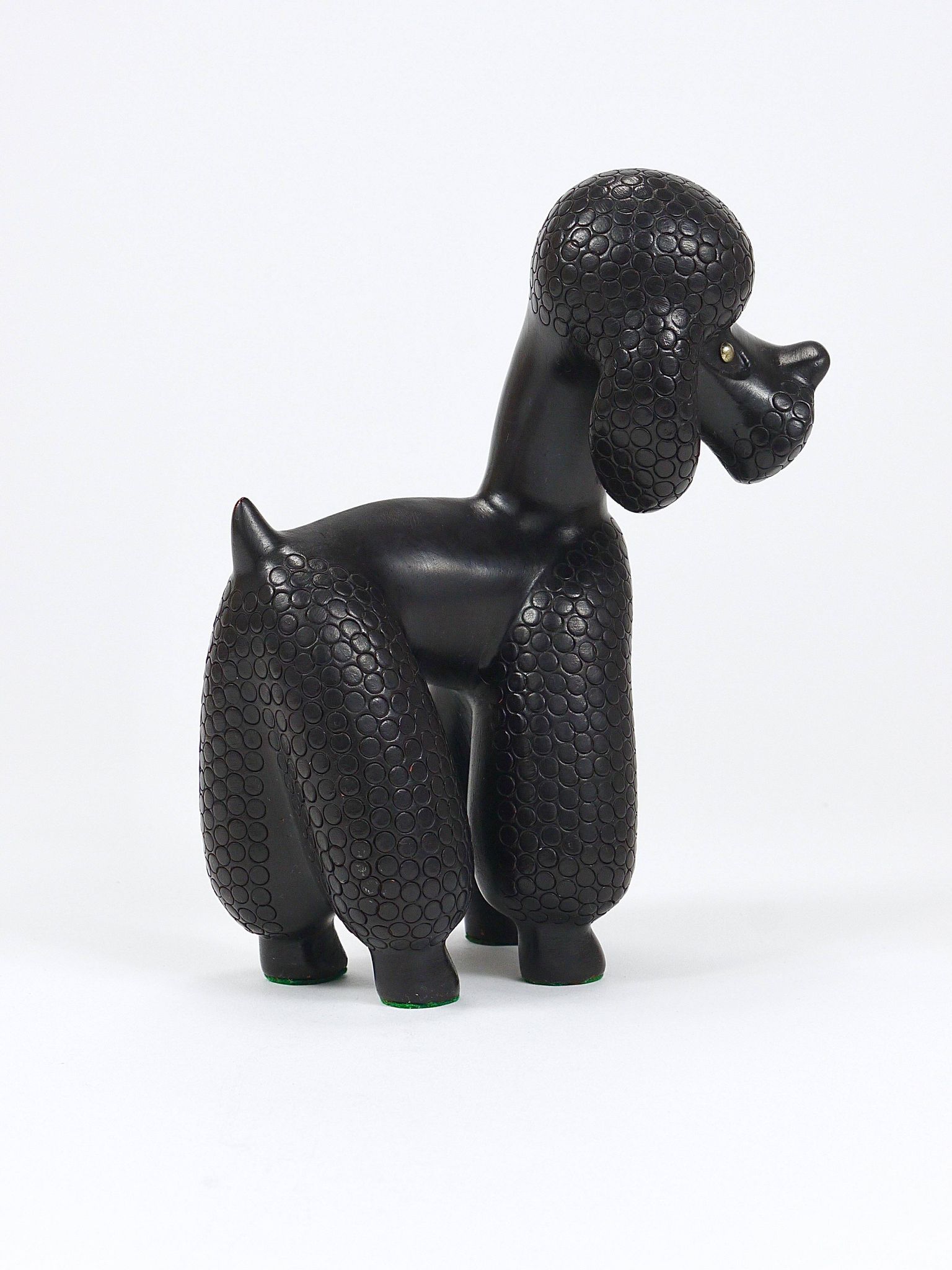 Charming figurine sculpture of a poodle dog by Leopold Anzengruber, Austria, 1950s.