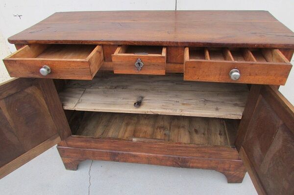 Chest 3 drawers, 2 doors in solid oak