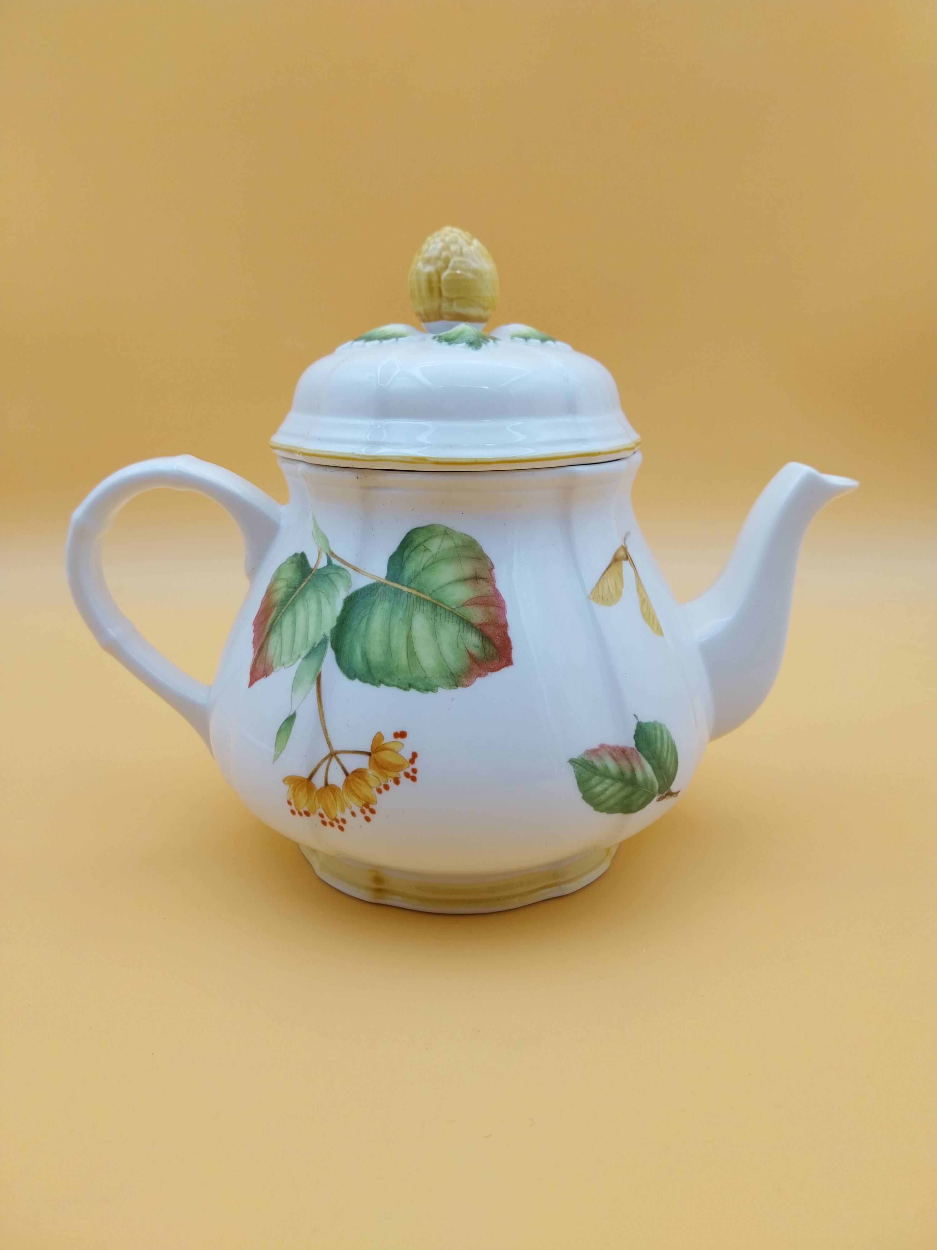 Villeroy Boch Parland teapot