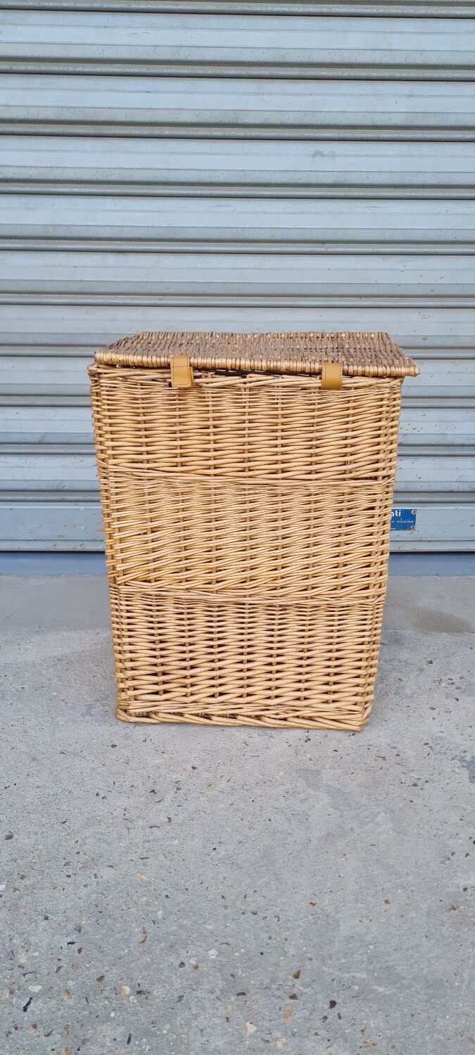 Vintage wicker basket