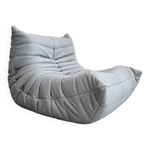 Chauffeuse togo en cuir - bleu ciel