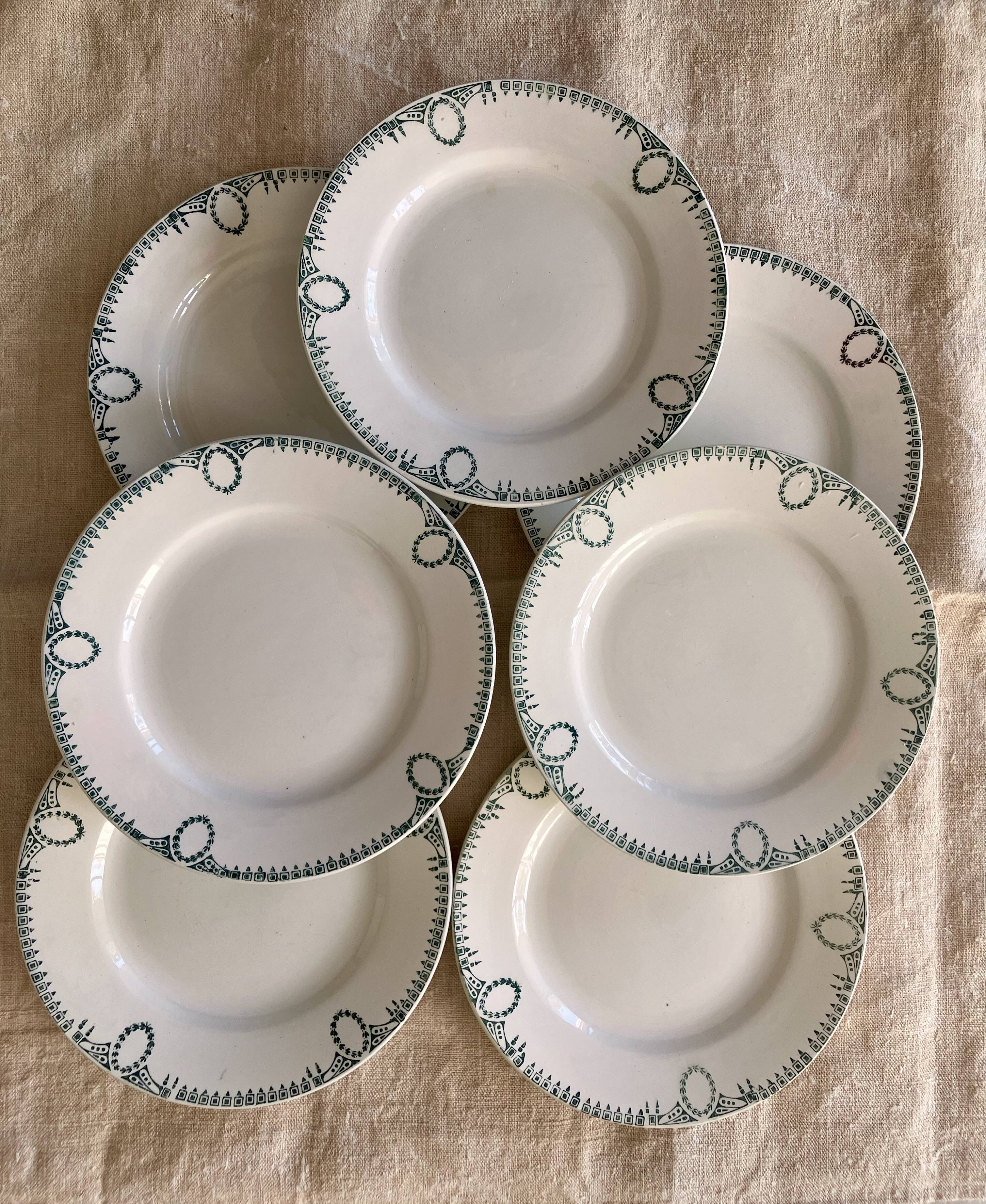 7 flat plates St Amand ironstone model 418