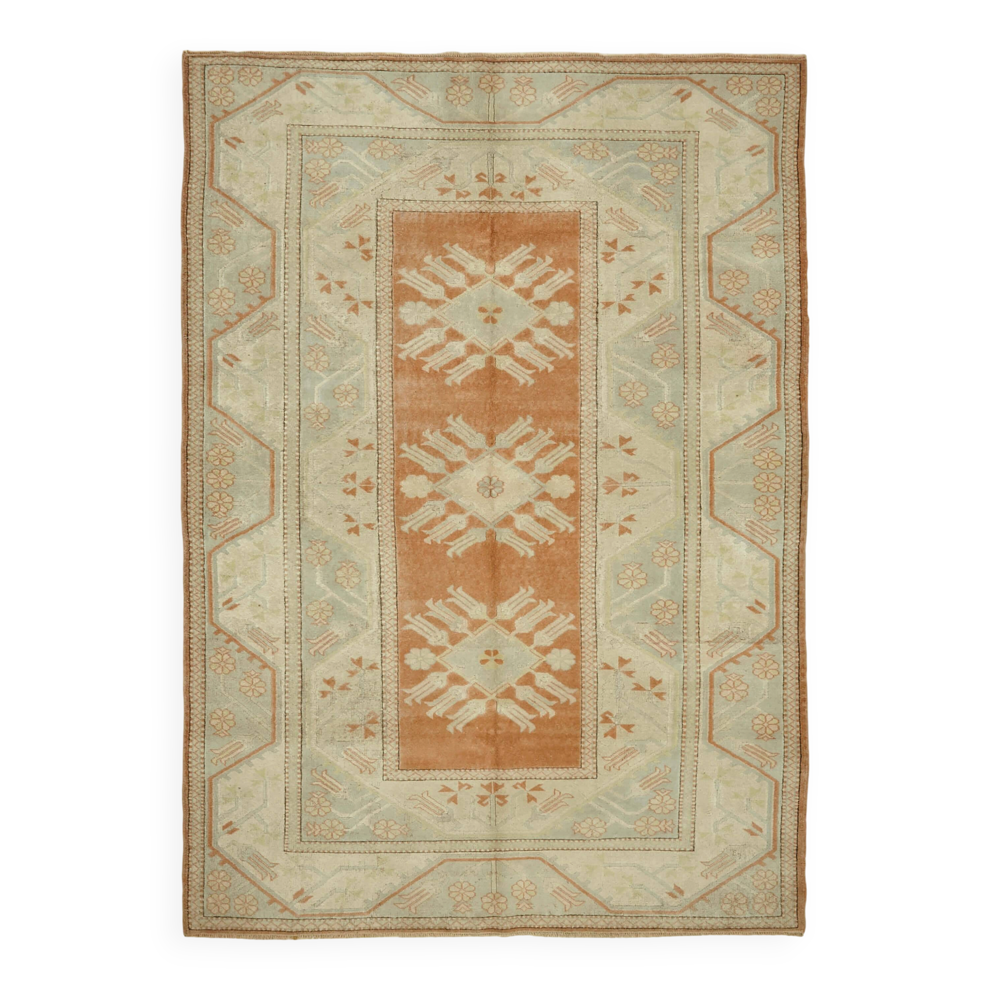 Turkish Vintage Anatolian Rug 197 cm x 281 cm