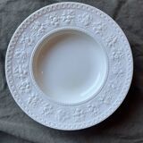 Set of 6 small Wedgwood Wellesley Festivity plates.