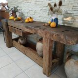 Carpenter's workbench
