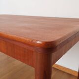 Scandinavian stretch teak table