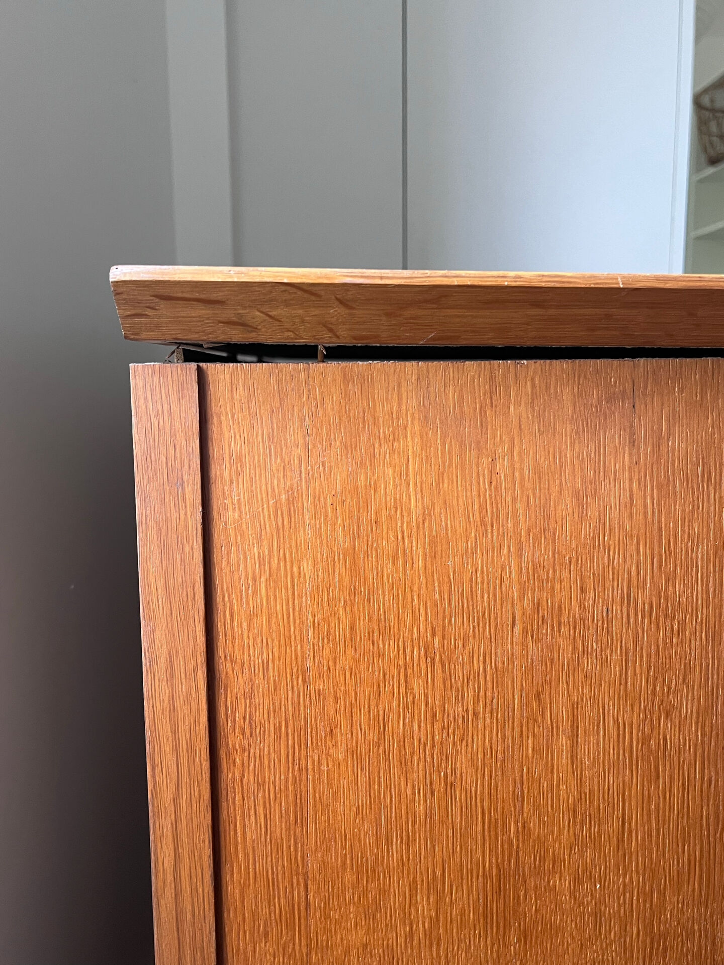 Commode vintage en bois à 5 tiroirs