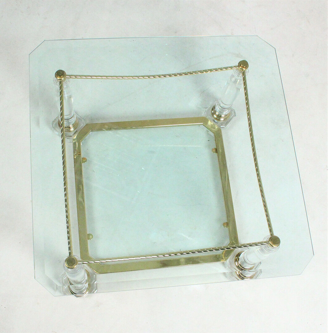 Hollywood regency vintage coffee table in brass & glass 1970s