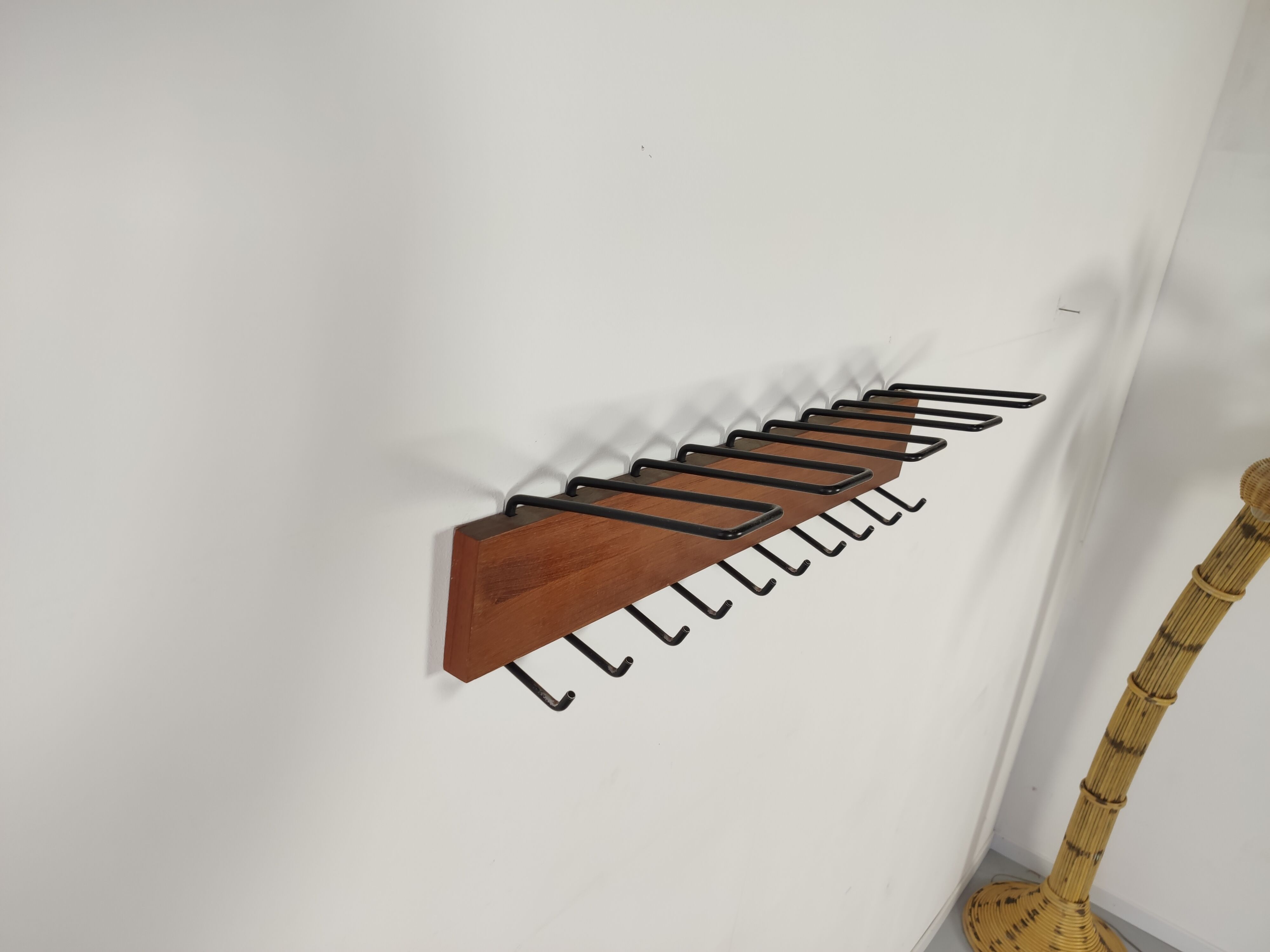 Scandinavian wall shelf in 60s teak