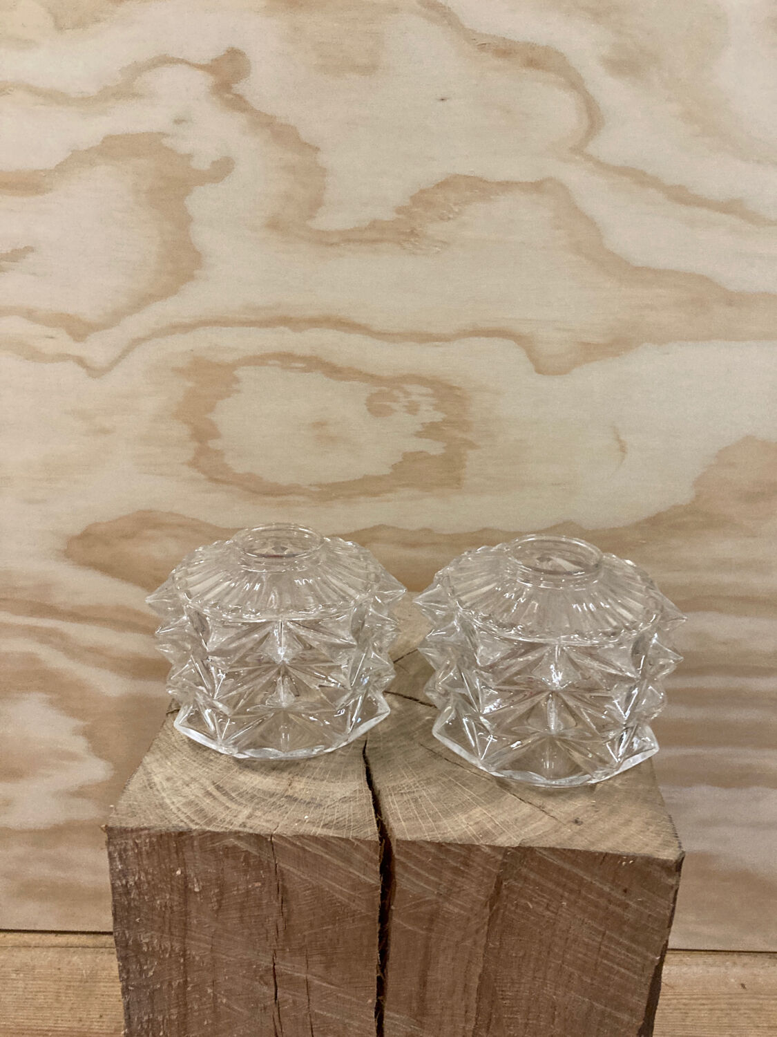 Pair of transparent glass pendant lights