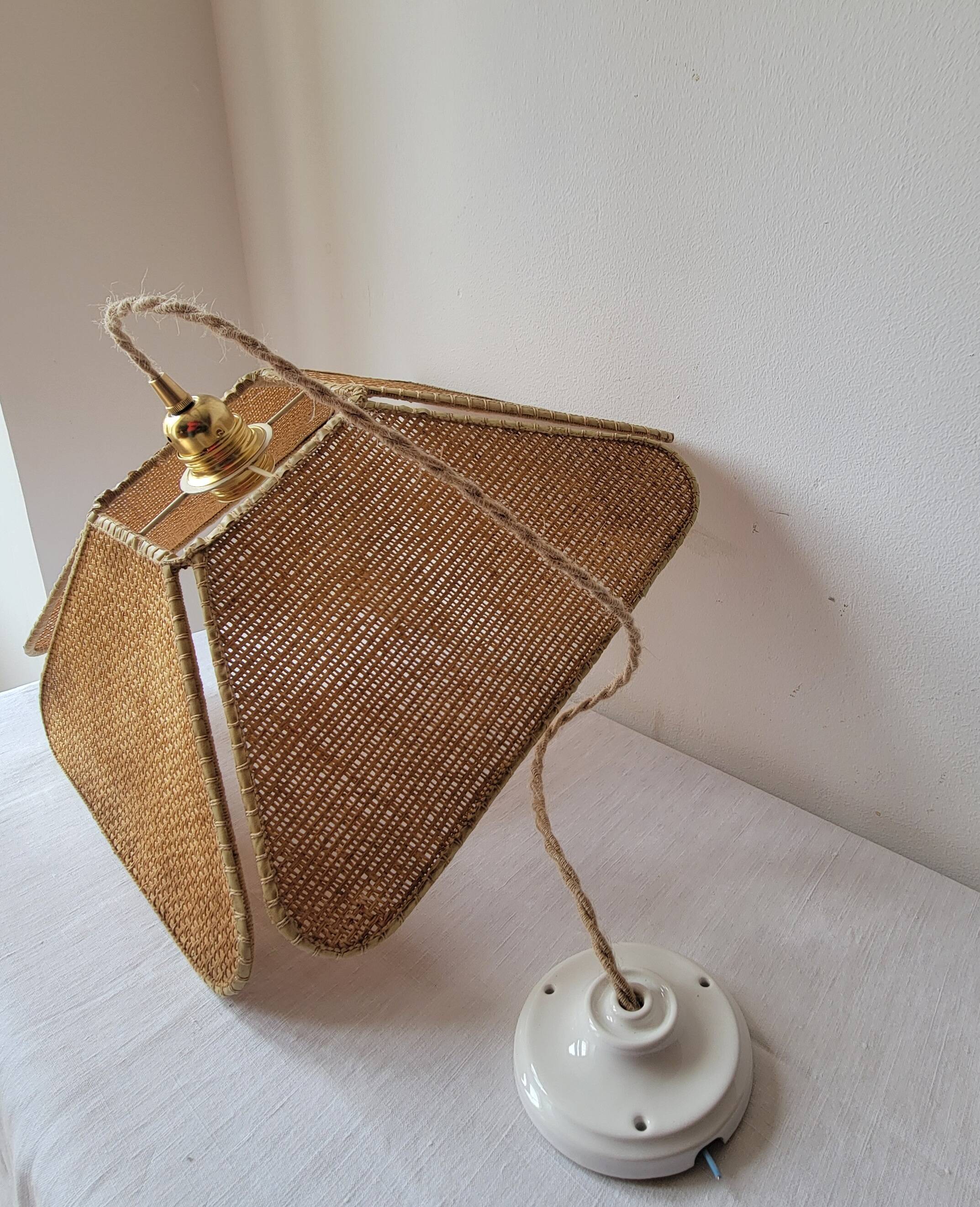 Rabane and leather suspension