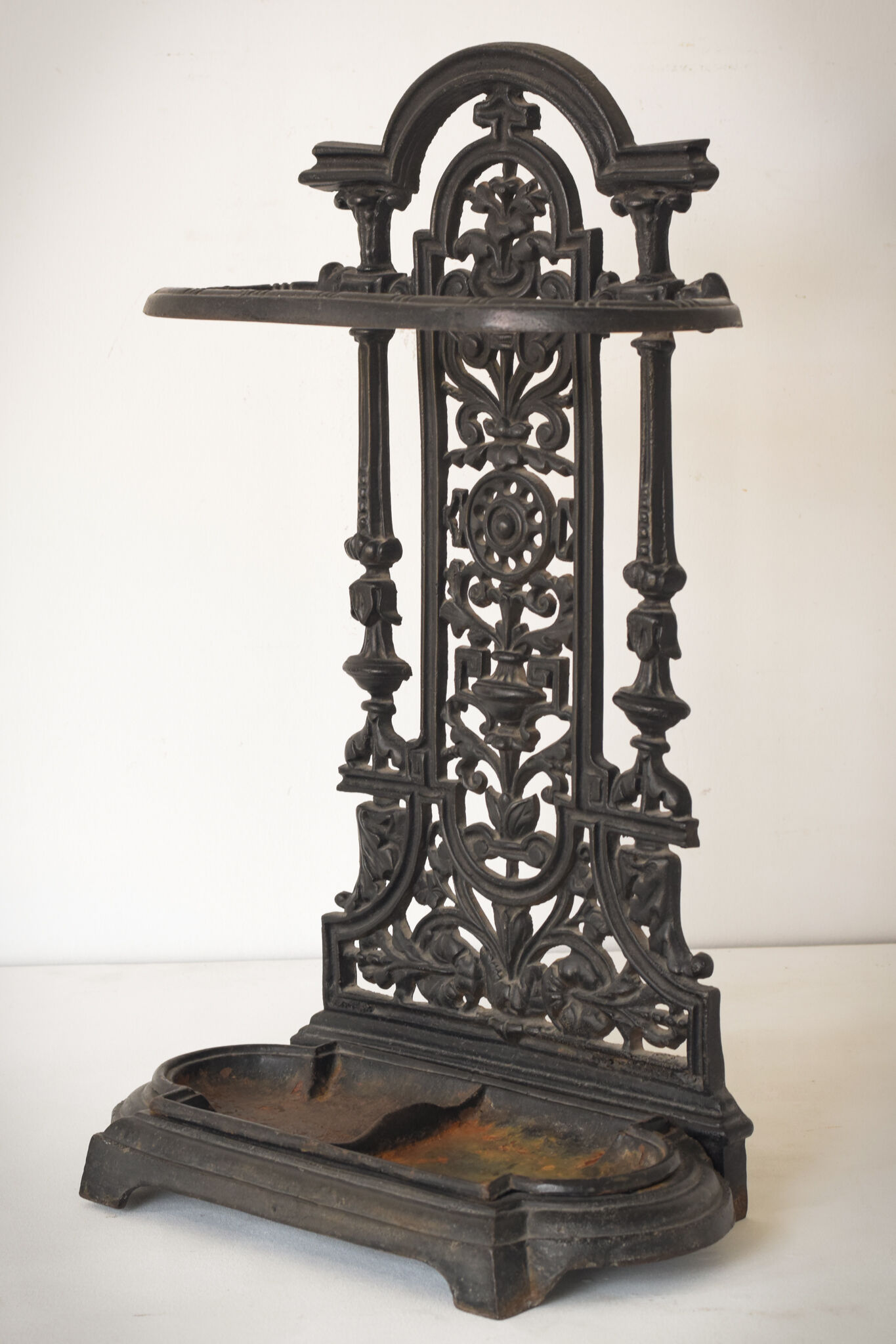 Victorian cast iron stick stand