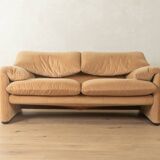 675 Maralunga sofa by Vico Magistretti for Cassina, 1970s