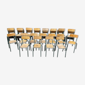 Lot de 40 chaises d'école Mullca