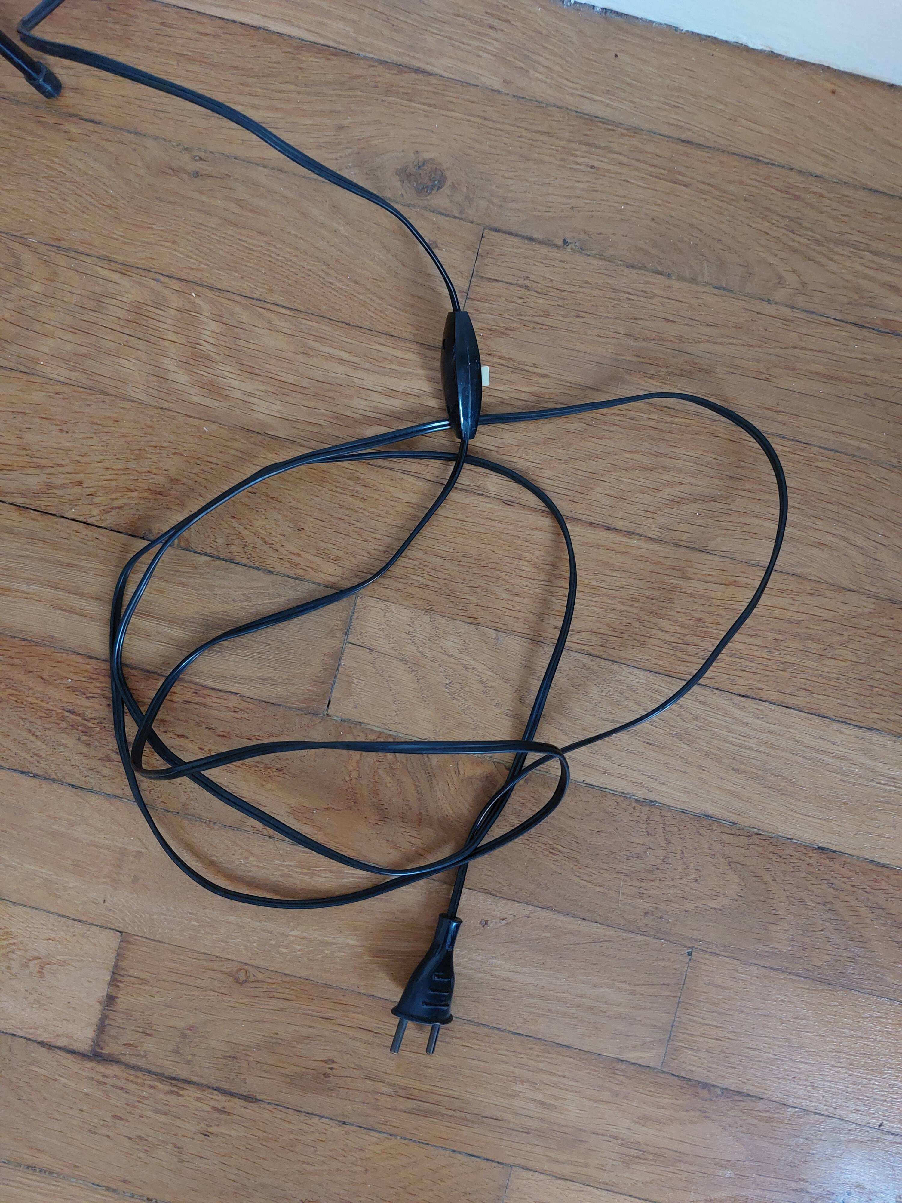 Vintage magazine lamp