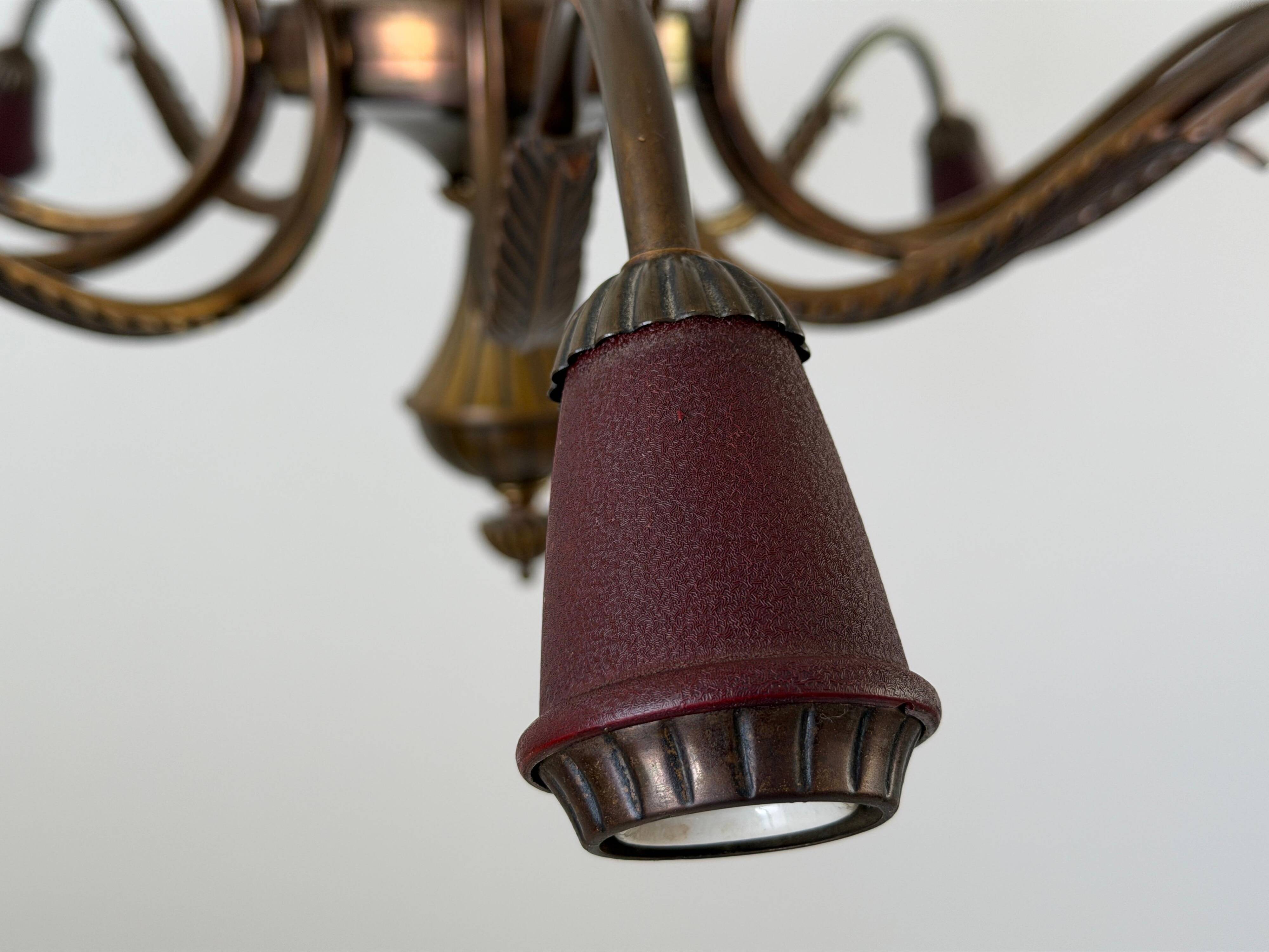 Large Burgundy brass chandelier with 15 arms, 1950, Italy