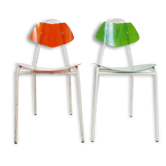 Paire de chaises en fibre de verre et métal 1950 vintage : travail français des années 50