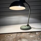 Articulated desk lamp