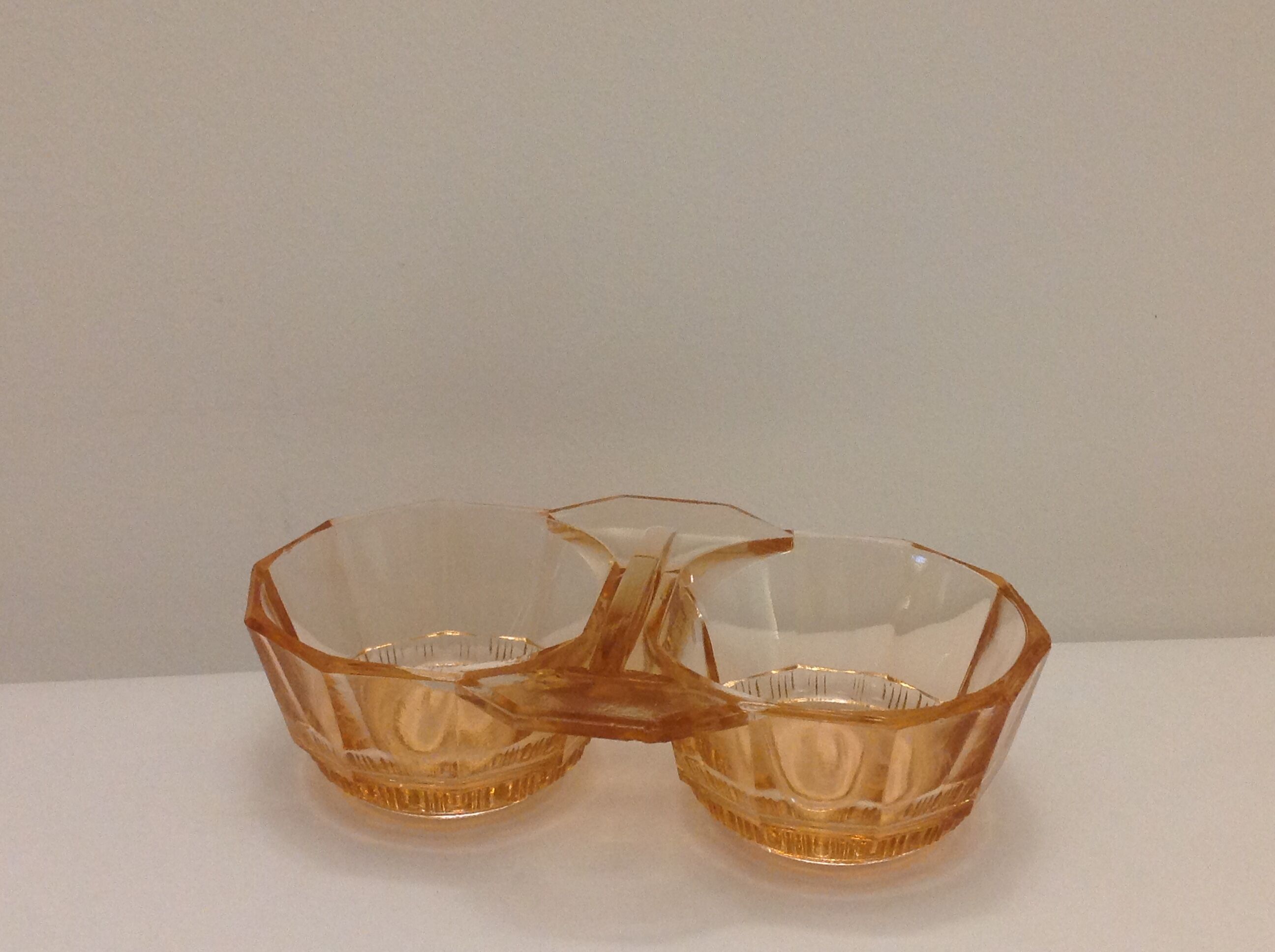 Servant salt pepper art deco rosaline arcoroc pink glass