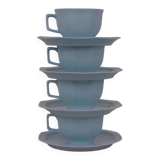 Porcelain cups and saucers x4