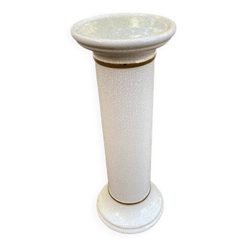 Vintage pedestal table in crackled ceramic with gilding, vintage floor lamp.