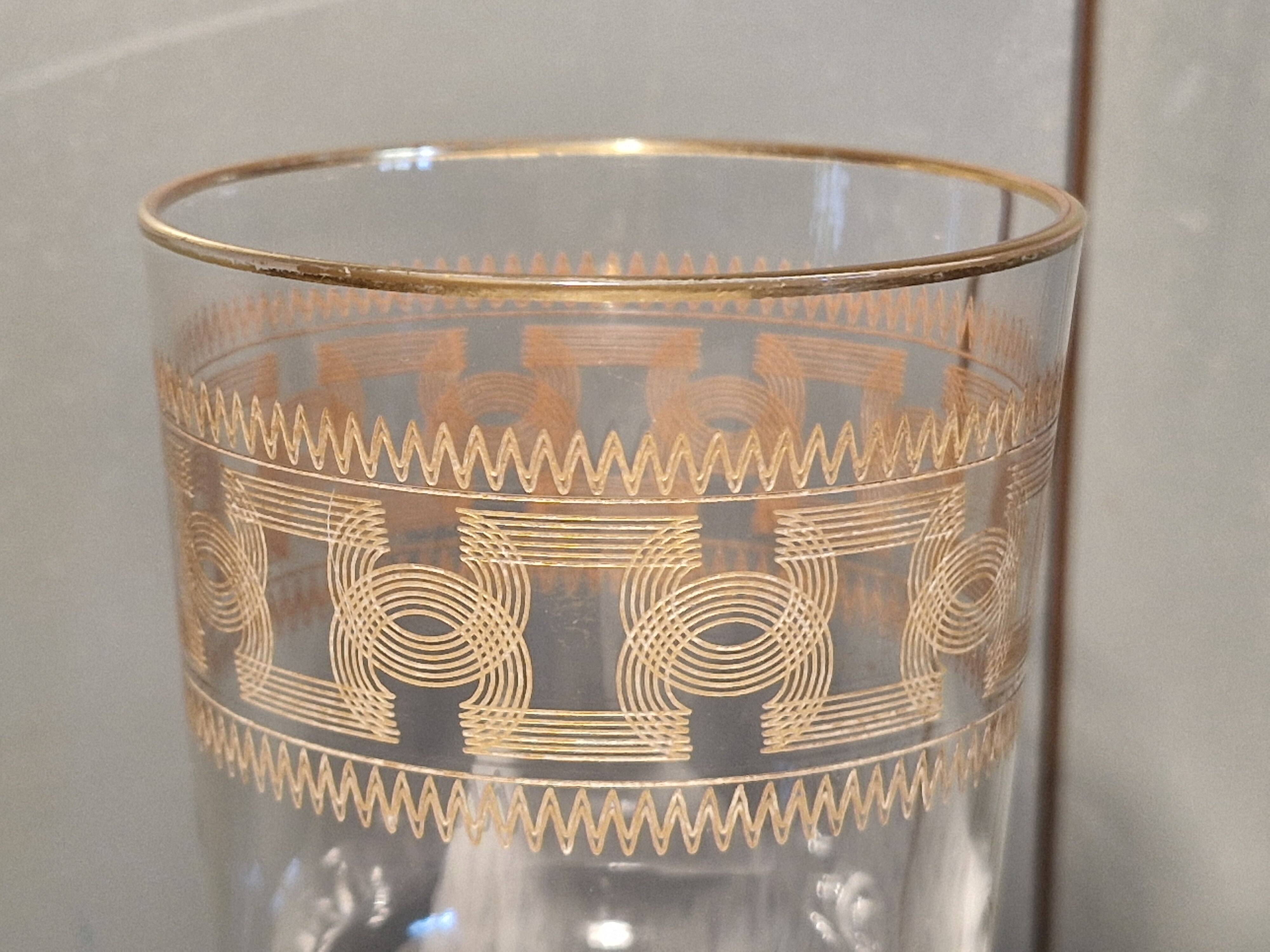 Baccarat glass model engraving 3458 enhanced with fine gold - 13.4 cm