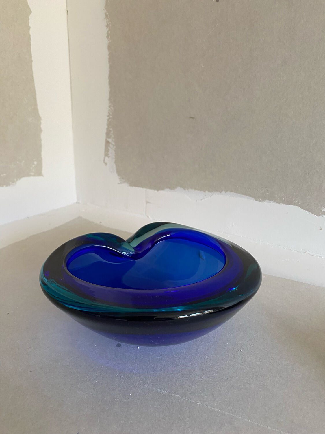 Vintage sommerso Murano ashtray