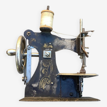 SMJ 1930 sewing machine toy
