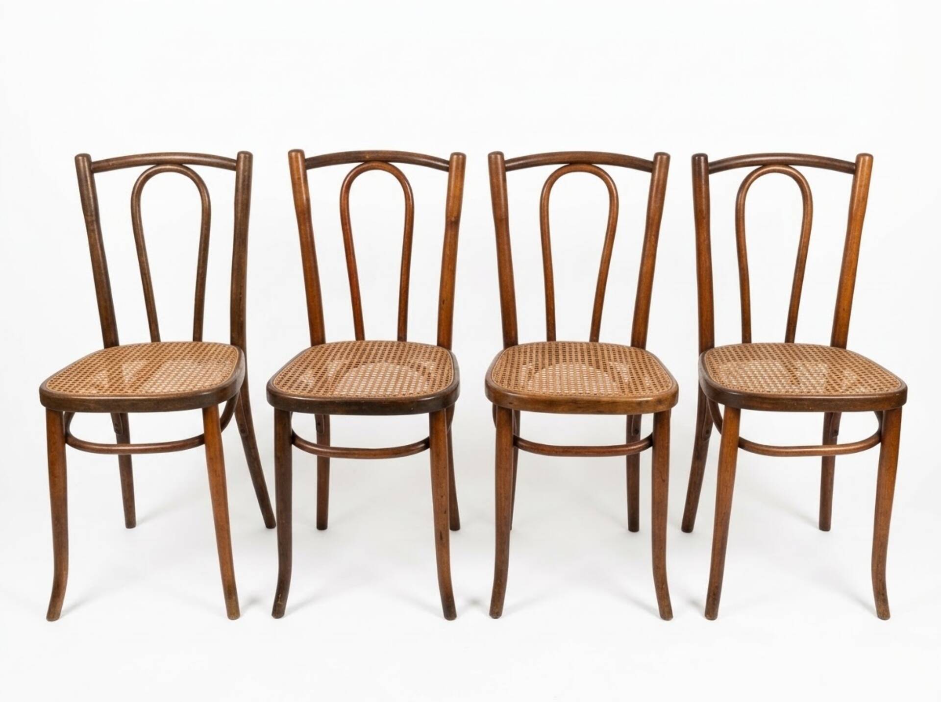4 chaises de bistrot en bois courbé et cannage