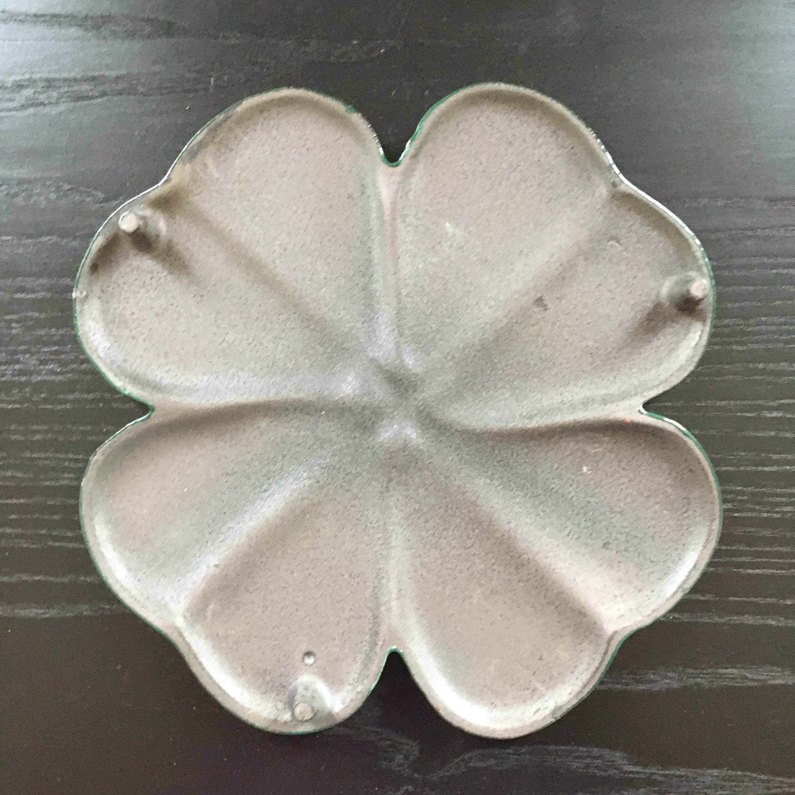 Dessous de plat trèfle