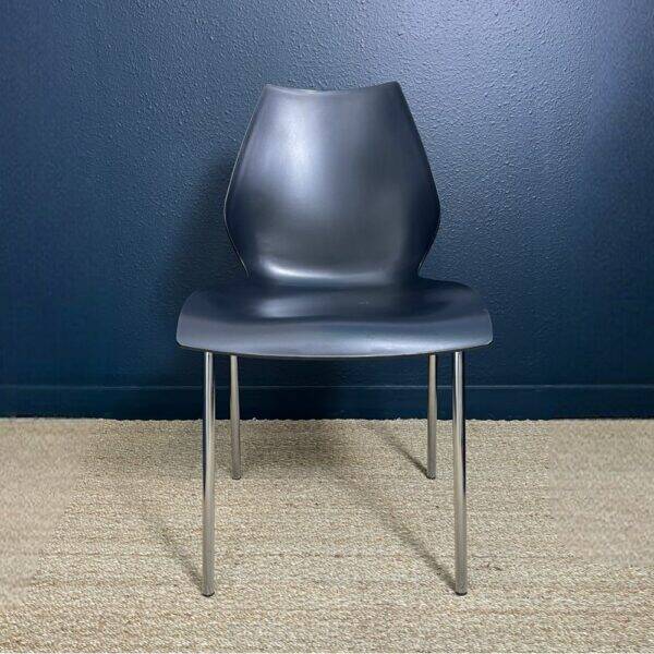 Set of 4 black dining room chairs from the 2000s