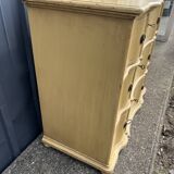 Chest of drawers with three moving drawers