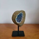 Blue Geode Agate on support